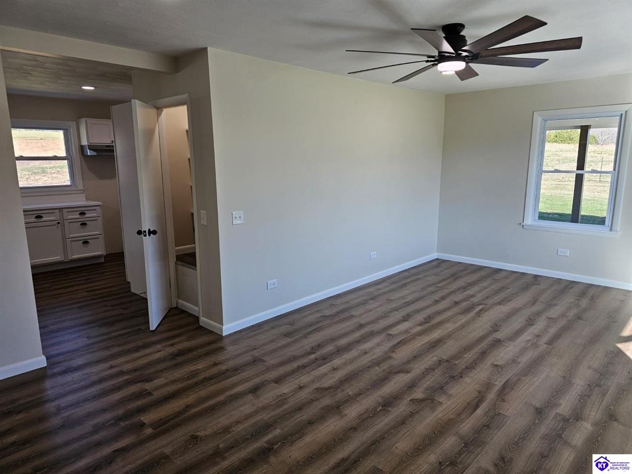 Listing Picture 5125 Hammonsville Road Bonnieville, KY 42713 MLS HK25001522