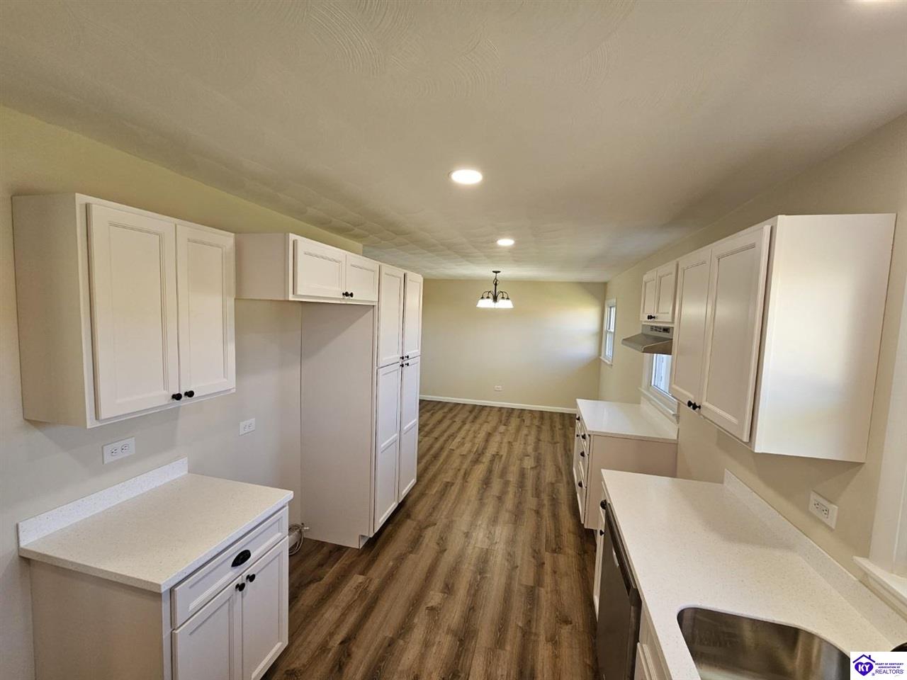 Listing Picture 5125 Hammonsville Road Bonnieville, KY 42713 MLS HK25001522