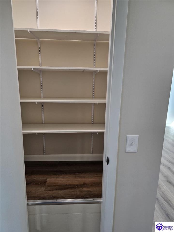 Listing Picture 5125 Hammonsville Road Bonnieville, KY 42713 MLS HK25001522