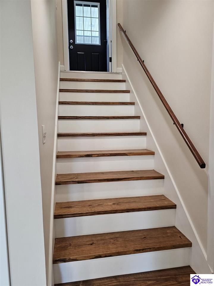 Listing Picture 5125 Hammonsville Road Bonnieville, KY 42713 MLS HK25001522