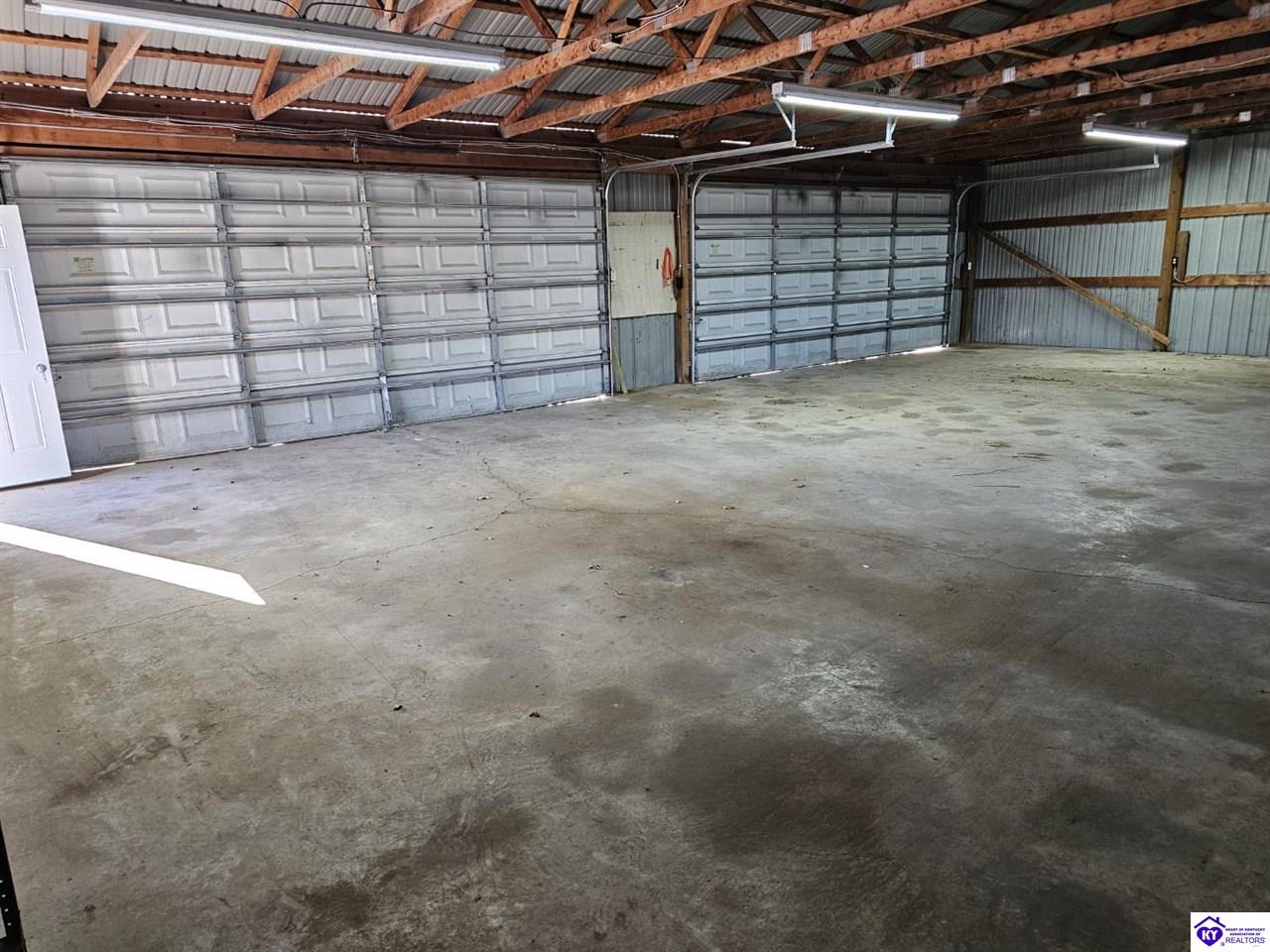 Listing Picture 5125 Hammonsville Road Bonnieville, KY 42713 MLS HK25001522