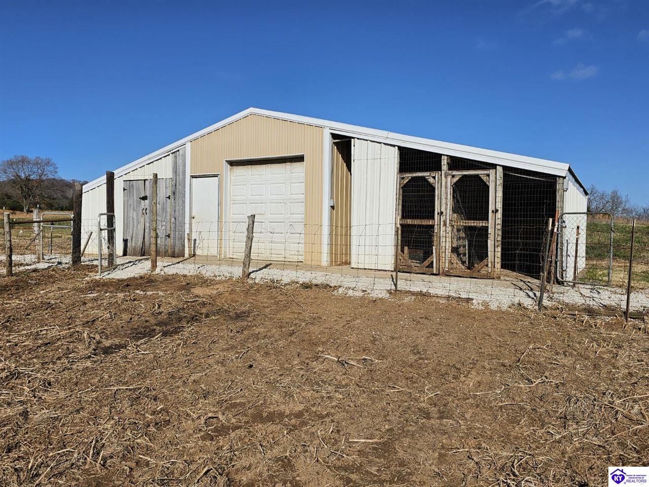 Listing Picture 5125 Hammonsville Road Bonnieville, KY 42713 MLS HK25001522