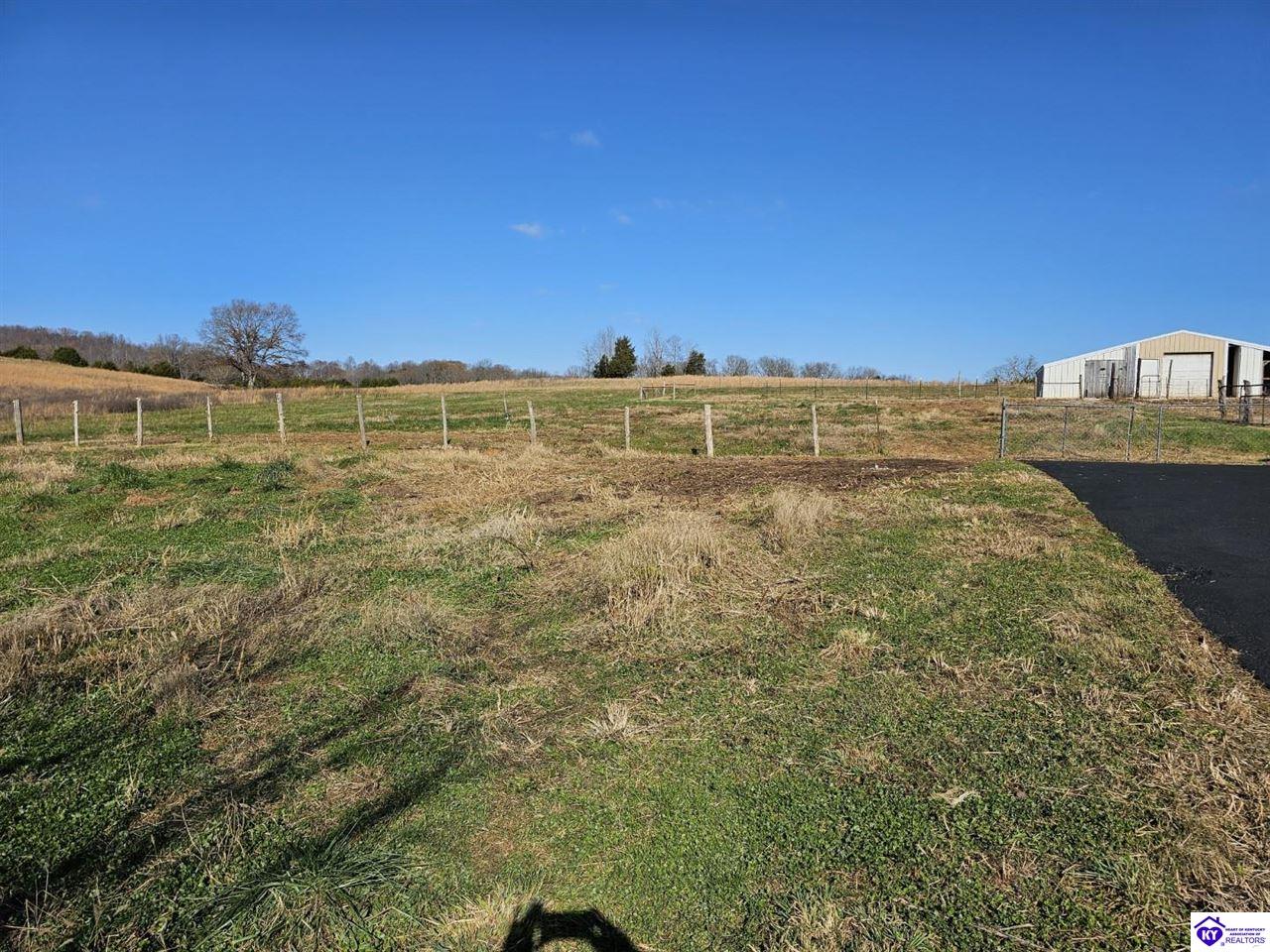 Listing Picture 5125 Hammonsville Road Bonnieville, KY 42713 MLS HK25001522