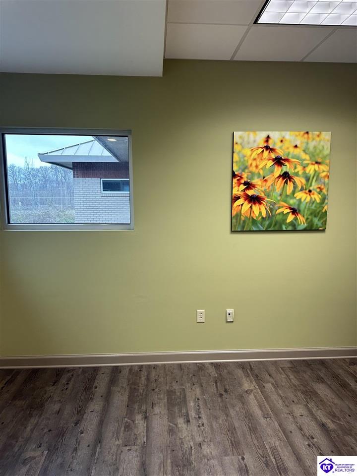 Listing Picture 584 Westport Road Elizabethtown, KY 42701 MLS HK25001544