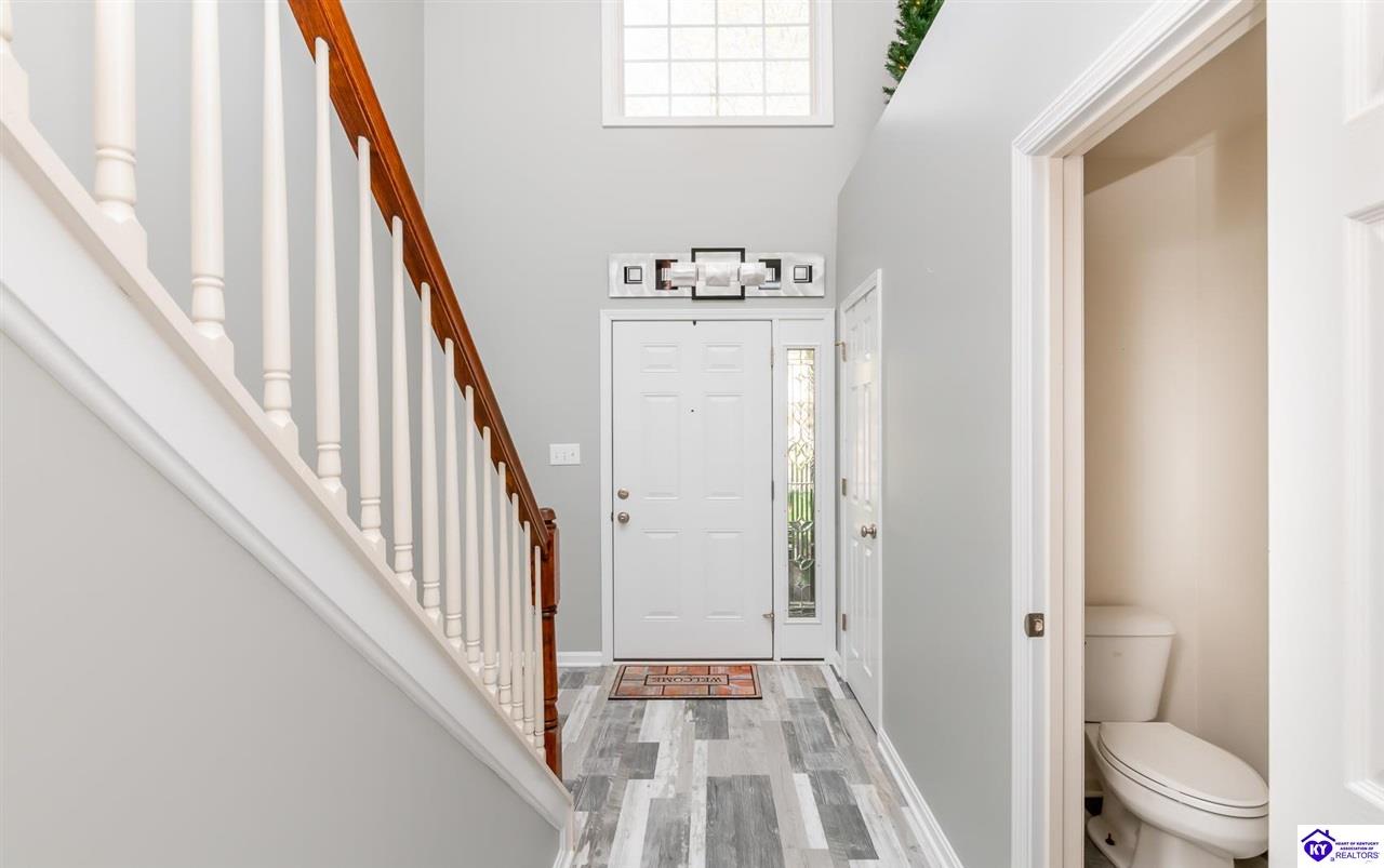 Listing Picture 10405 Leven Boulevard Louisville, KY 40229 MLS HK25001547