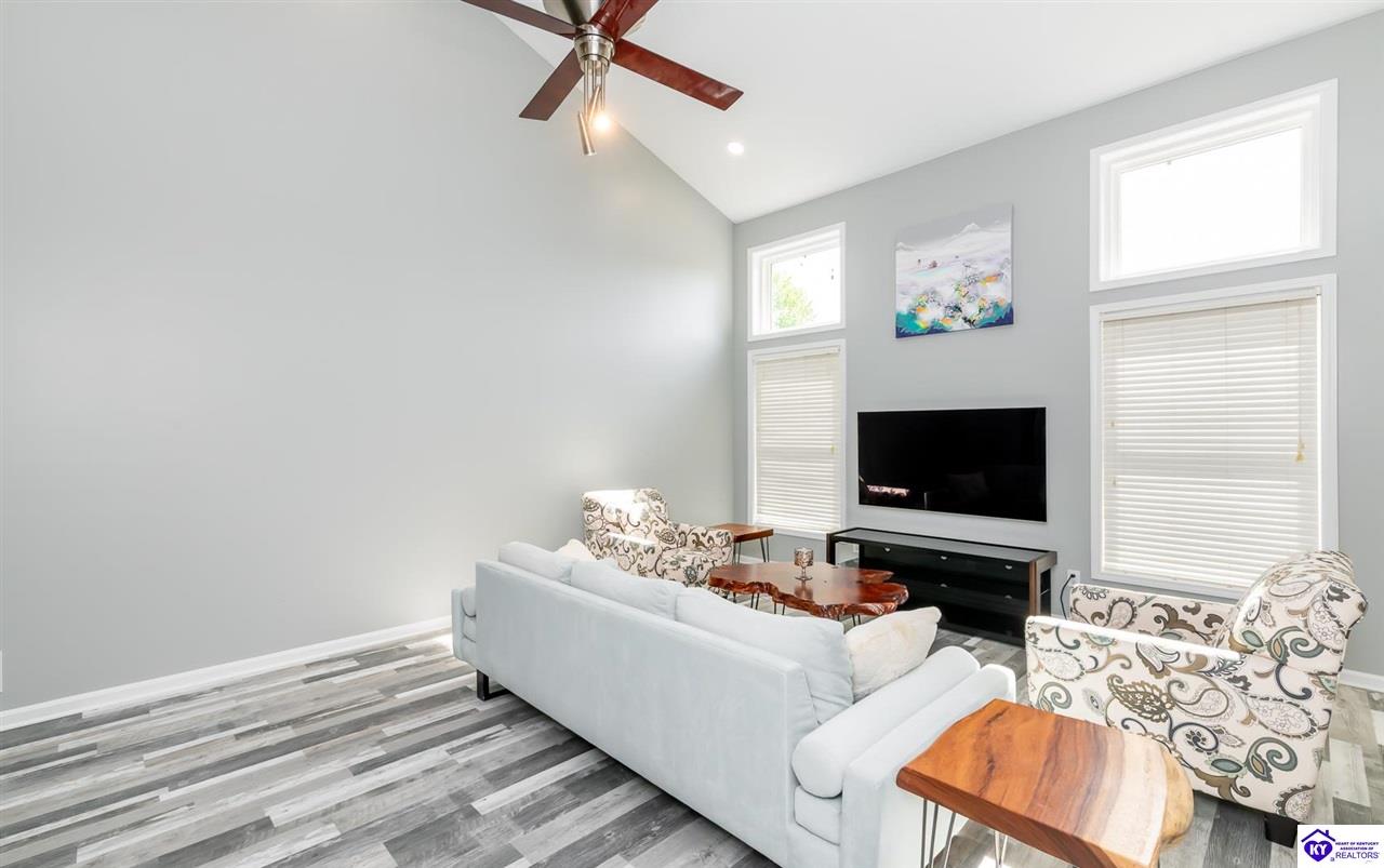 Listing Picture 10405 Leven Boulevard Louisville, KY 40229 MLS HK25001547