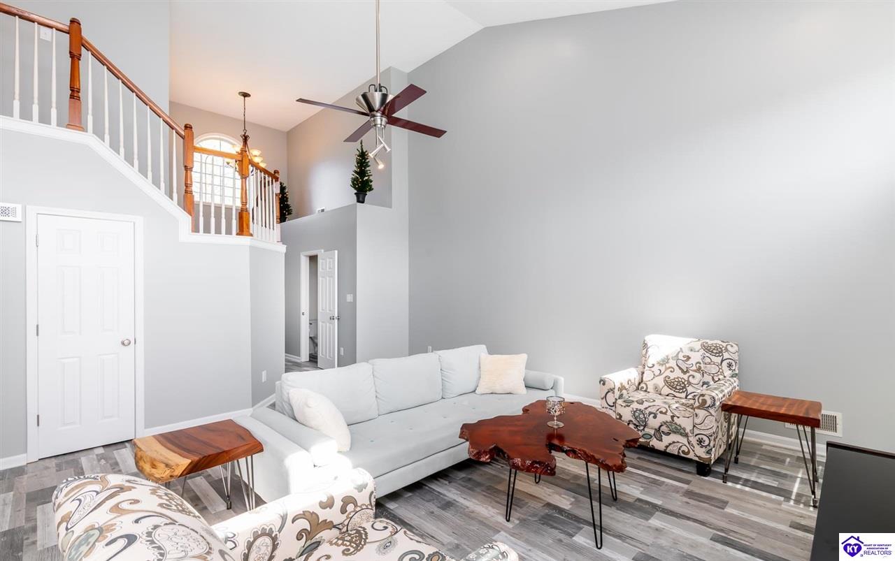 Listing Picture 10405 Leven Boulevard Louisville, KY 40229 MLS HK25001547