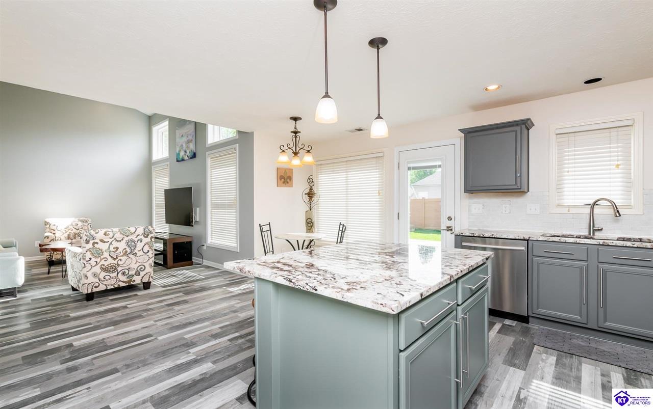 Listing Picture 10405 Leven Boulevard Louisville, KY 40229 MLS HK25001547