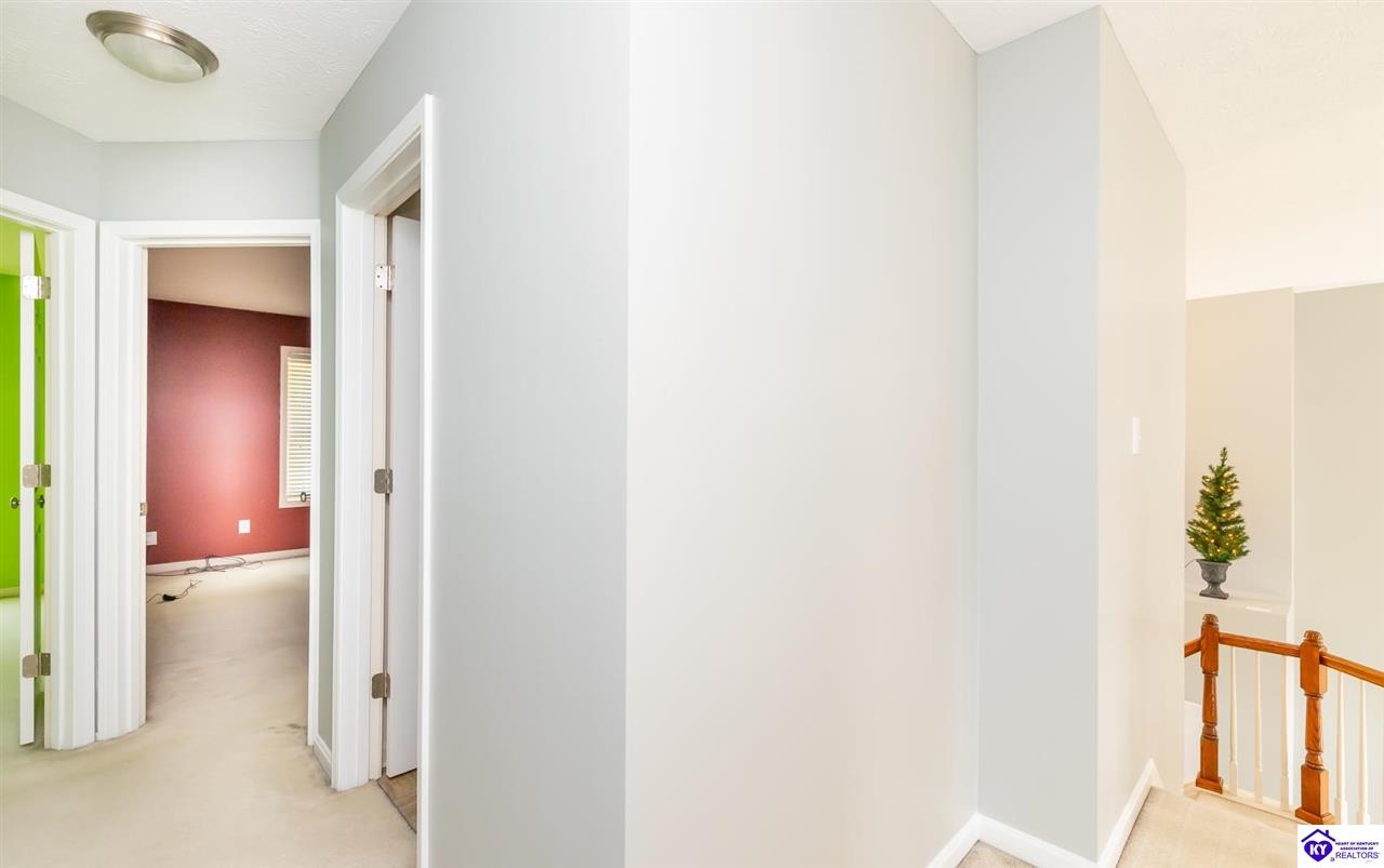 Listing Picture 10405 Leven Boulevard Louisville, KY 40229 MLS HK25001547