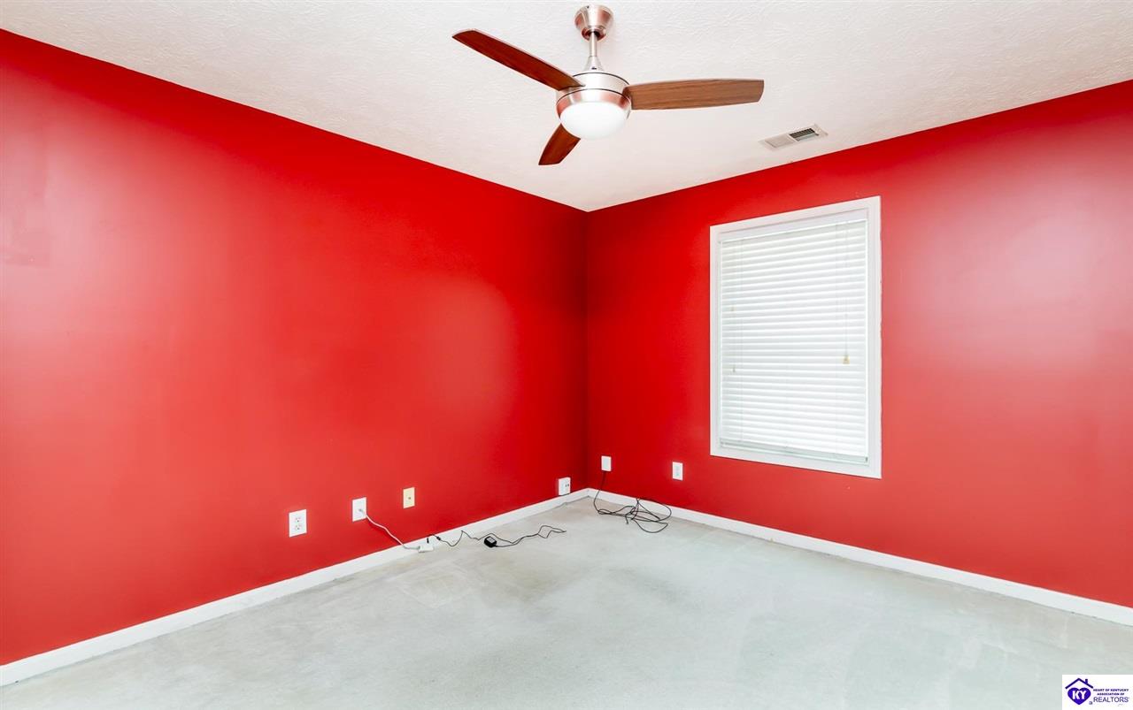 Listing Picture 10405 Leven Boulevard Louisville, KY 40229 MLS HK25001547