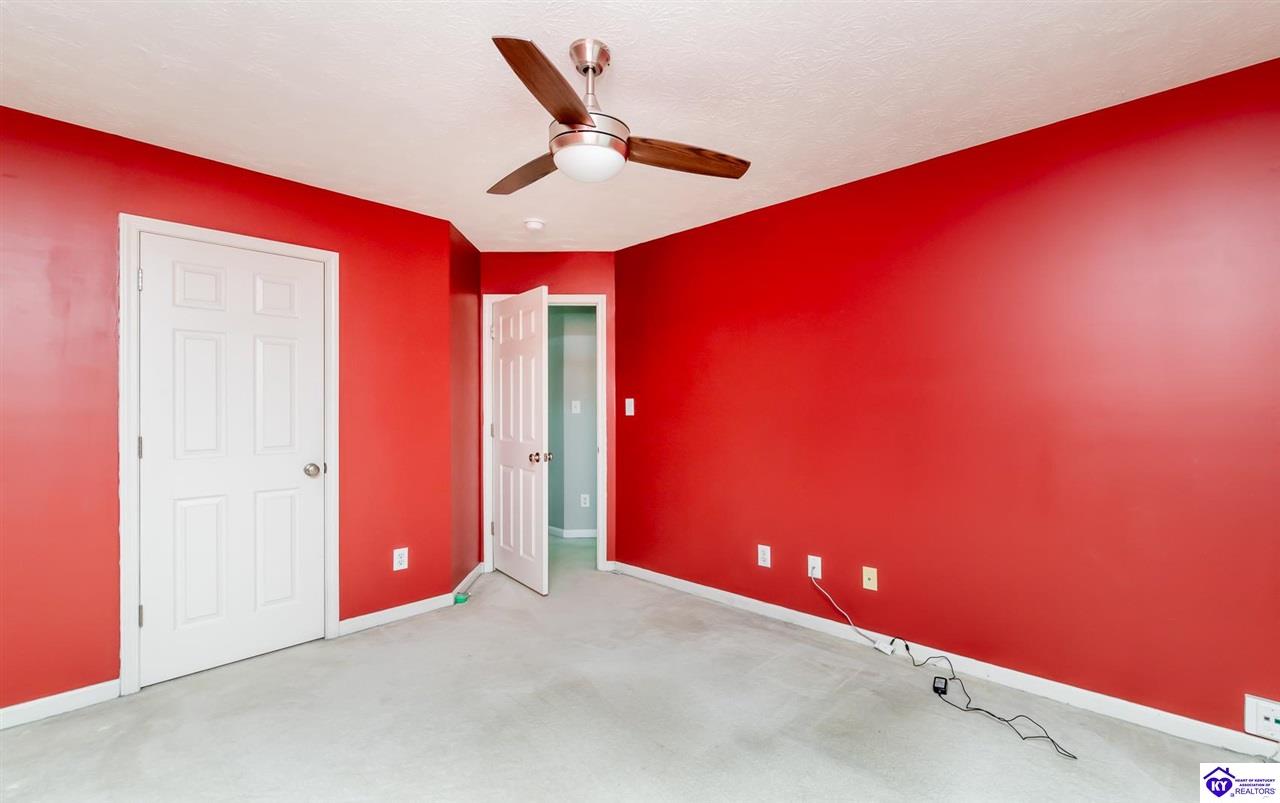 Listing Picture 10405 Leven Boulevard Louisville, KY 40229 MLS HK25001547