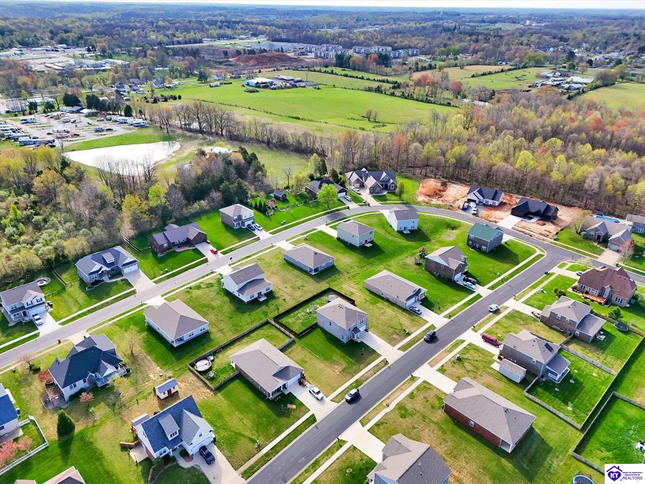 Listing Picture 109 Kentucky Oaks Trail Elizabethtown, KY 42701 MLS HK25001568