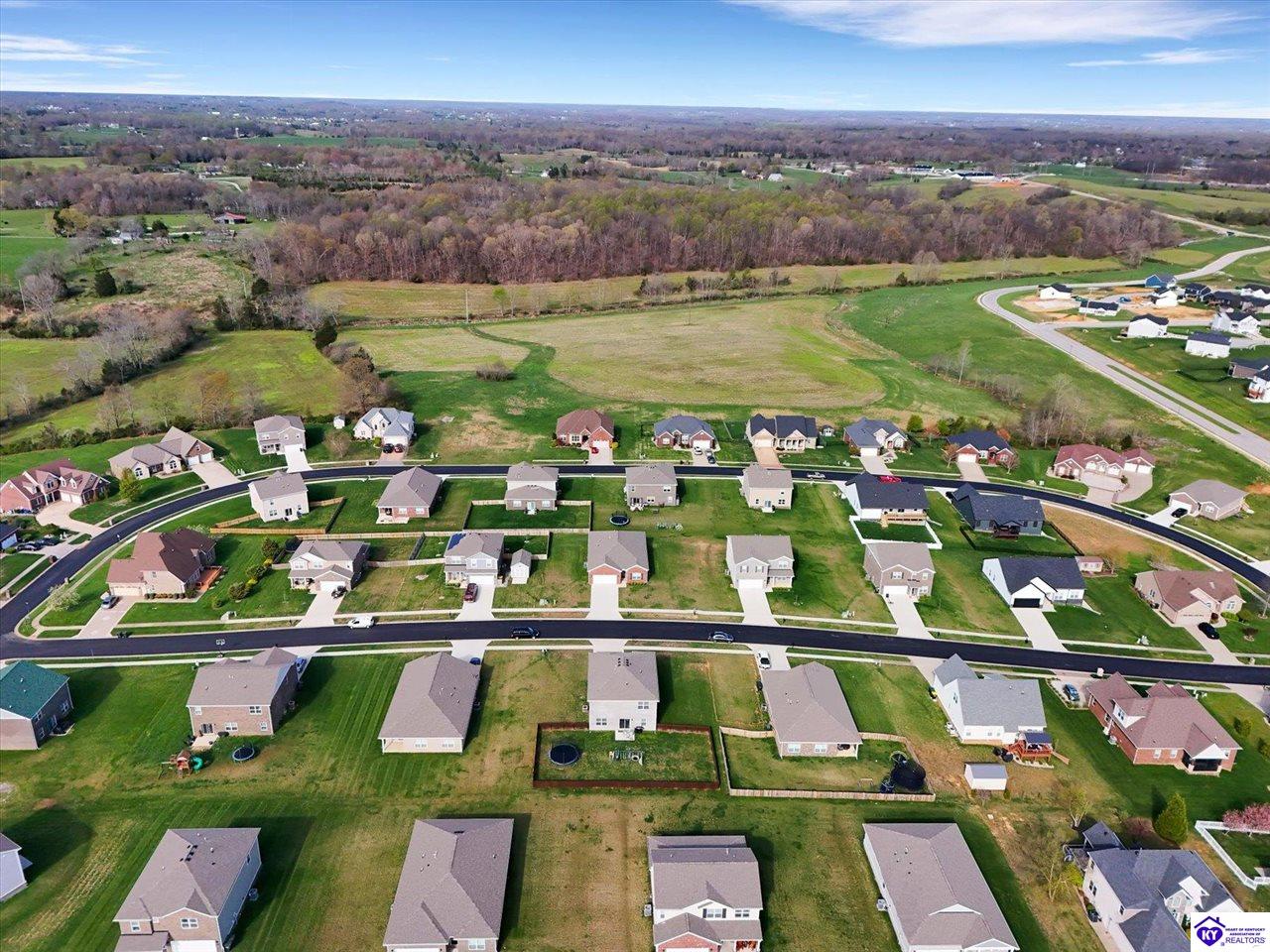 Listing Picture 109 Kentucky Oaks Trail Elizabethtown, KY 42701 MLS HK25001568