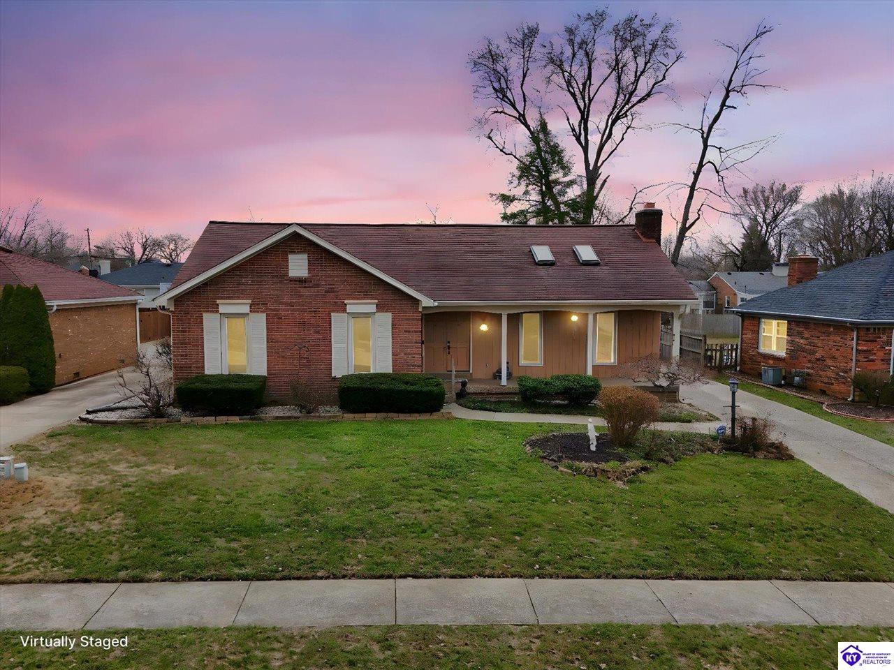 1907 Arboro PlaceLouisville, KY 40220