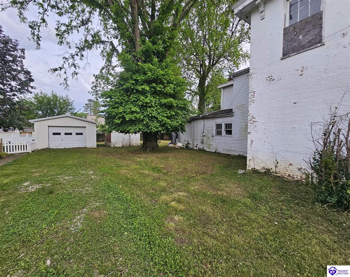 Listing Picture 228 E Main Street Lebanon, KY 40033 MLS HK25001590