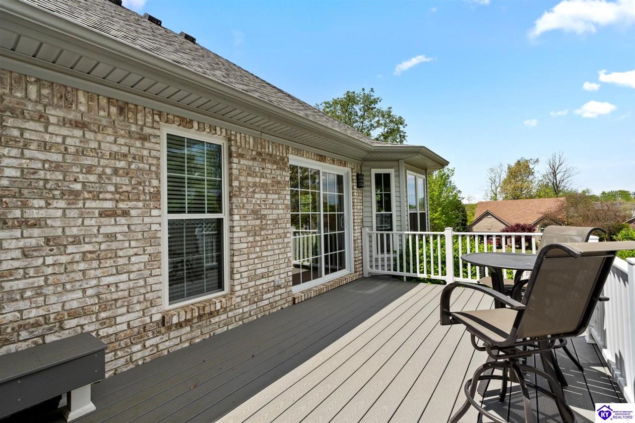 Listing Picture 1142 Oak Street Elizabethtown, KY 42701 MLS HK25001599