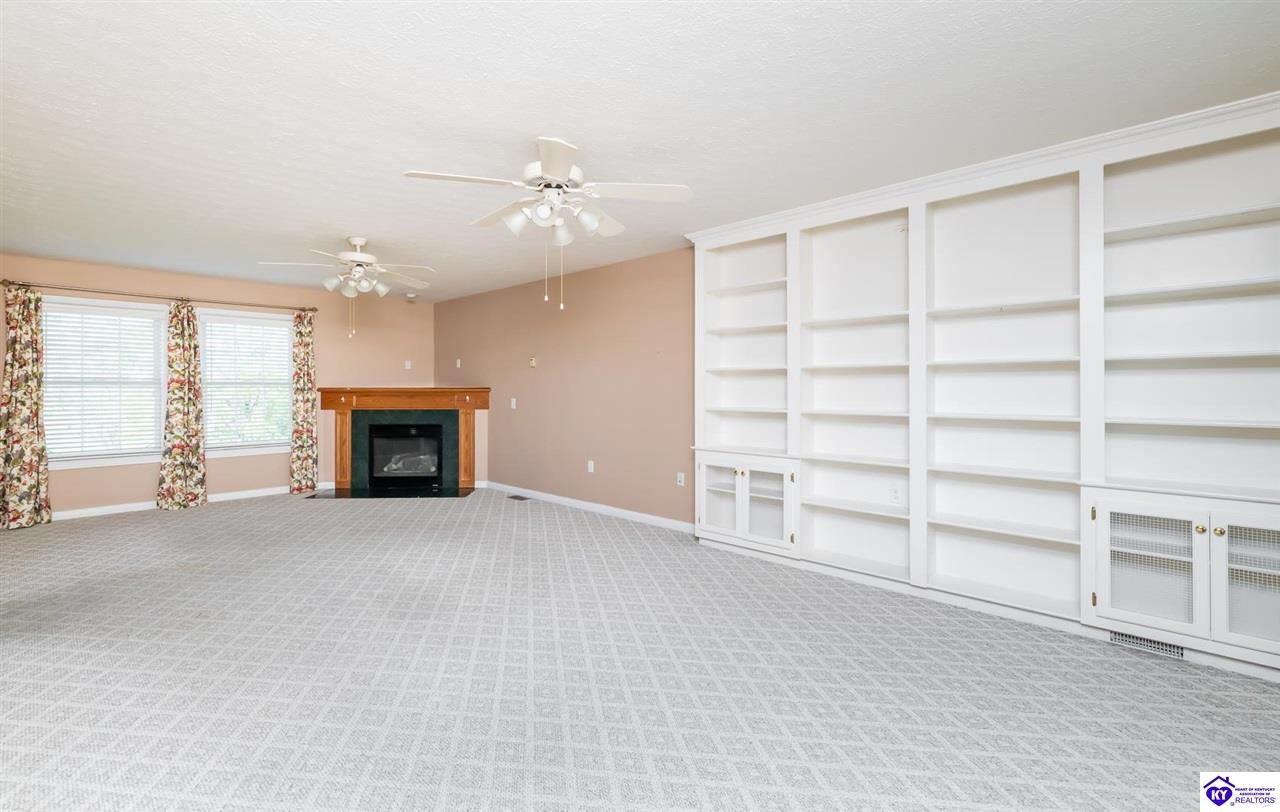 Listing Picture 163 Chase Lake Road Rineyville, KY 40162 MLS HK25001600