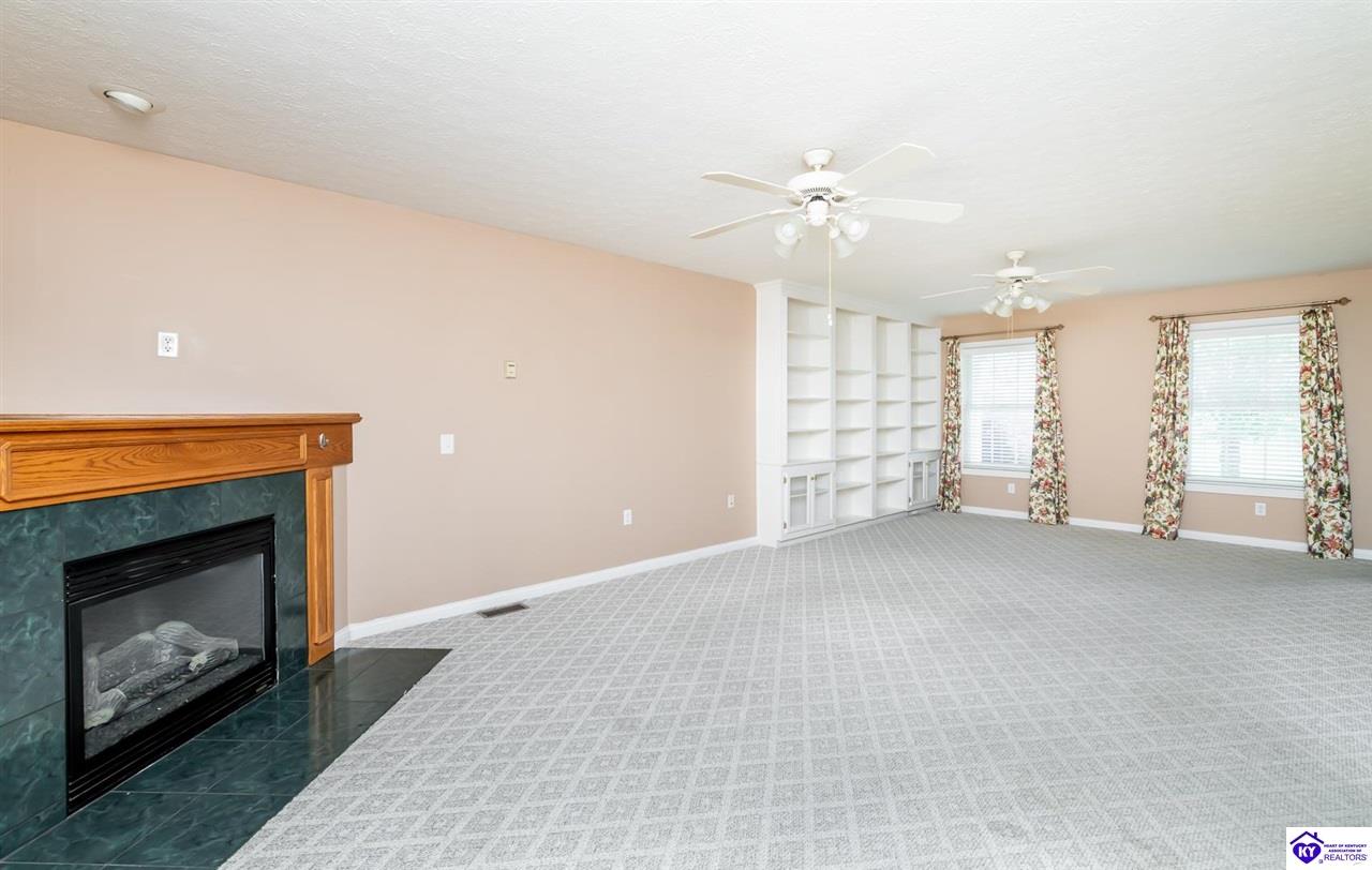 Listing Picture 163 Chase Lake Road Rineyville, KY 40162 MLS HK25001600