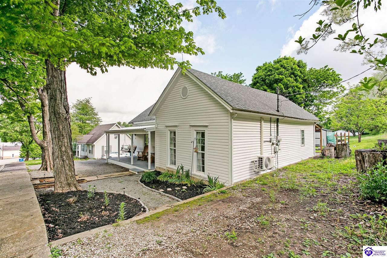 Listing Picture 72 College Street Buffalo, KY 42716 MLS HK25001601