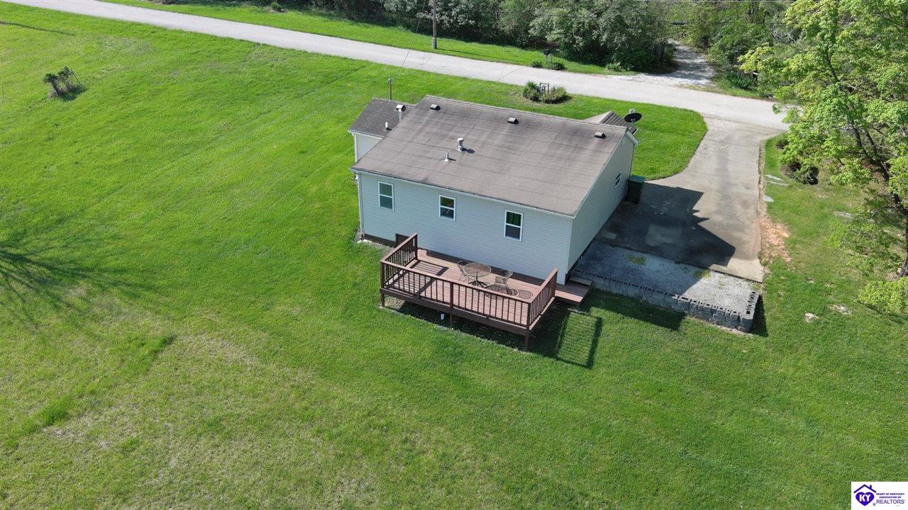 Listing Picture 2400 Spotswood Lane Fisherville, KY 40023 MLS HK25001621