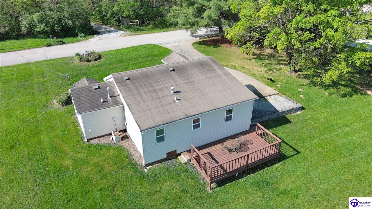 Listing Picture 2400 Spotswood Lane Fisherville, KY 40023 MLS HK25001621