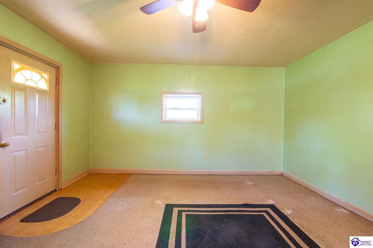 Listing Picture 2400 Spotswood Lane Fisherville, KY 40023 MLS HK25001621