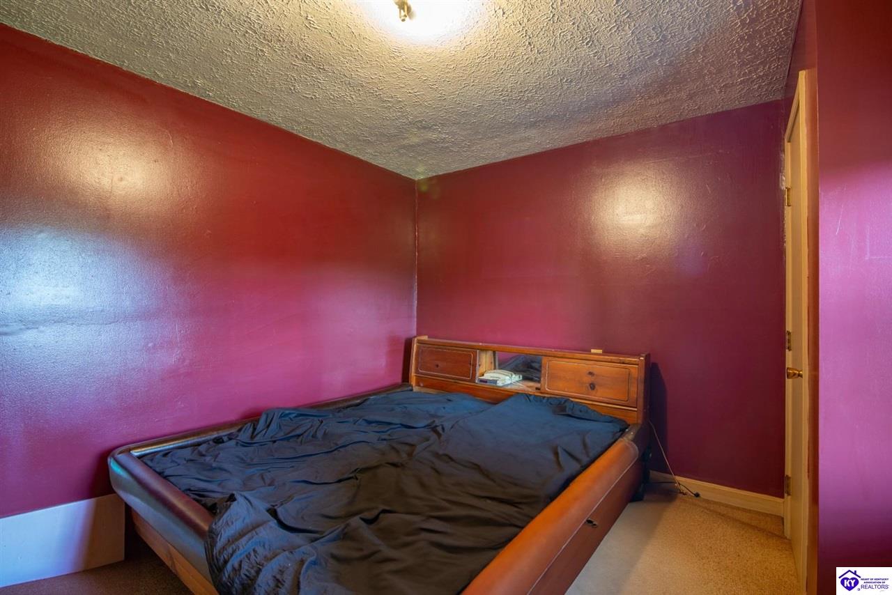 Listing Picture 2400 Spotswood Lane Fisherville, KY 40023 MLS HK25001621