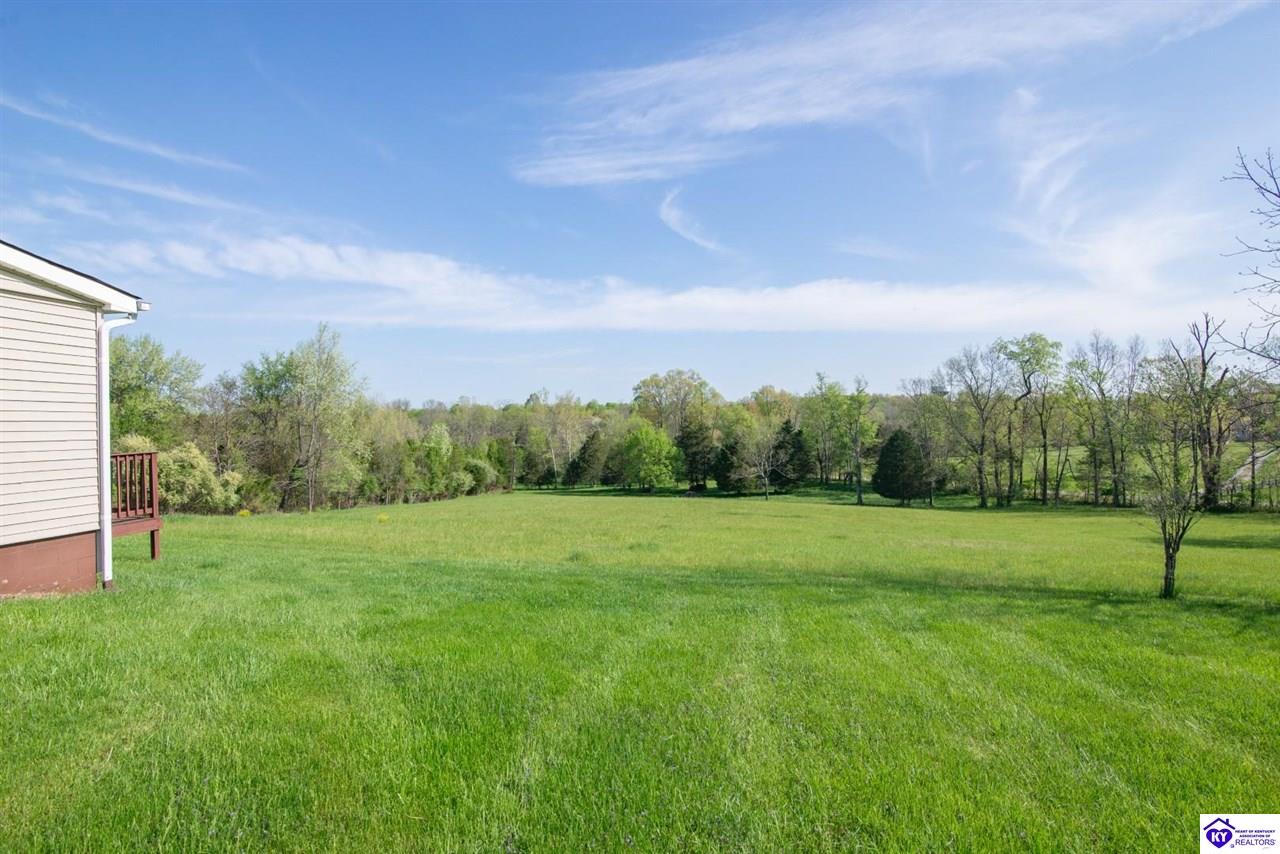 Listing Picture 2400 Spotswood Lane Fisherville, KY 40023 MLS HK25001621