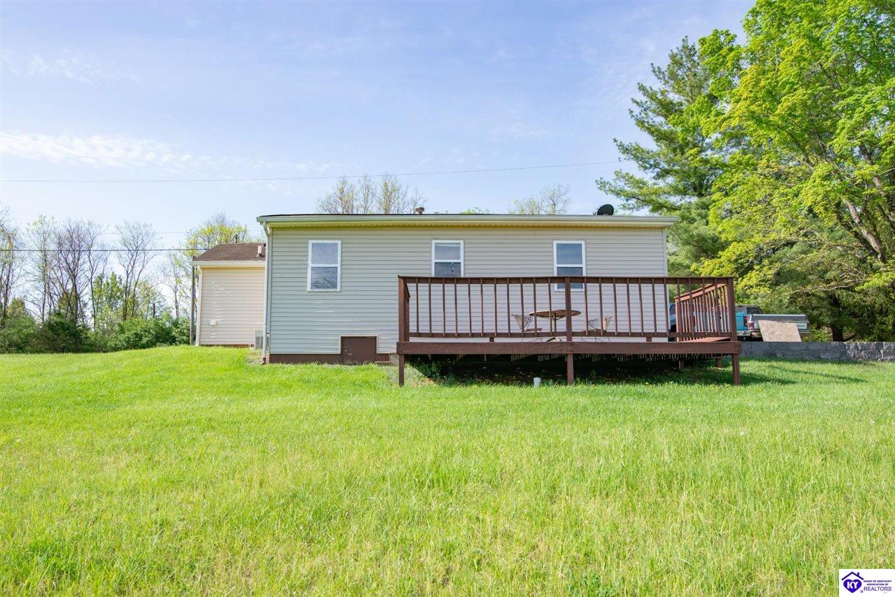 Listing Picture 2400 Spotswood Lane Fisherville, KY 40023 MLS HK25001621