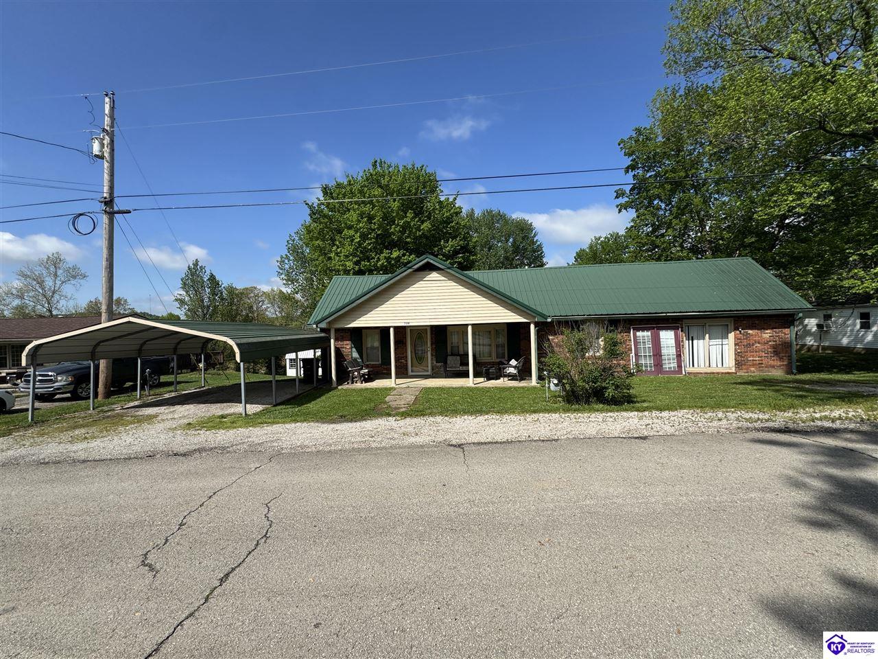 709 Creek StreetCloverport, KY 40111