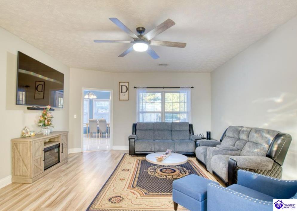 Listing Picture 112 Tuscany Lane Vine Grove, KY 40175 MLS HK25001624