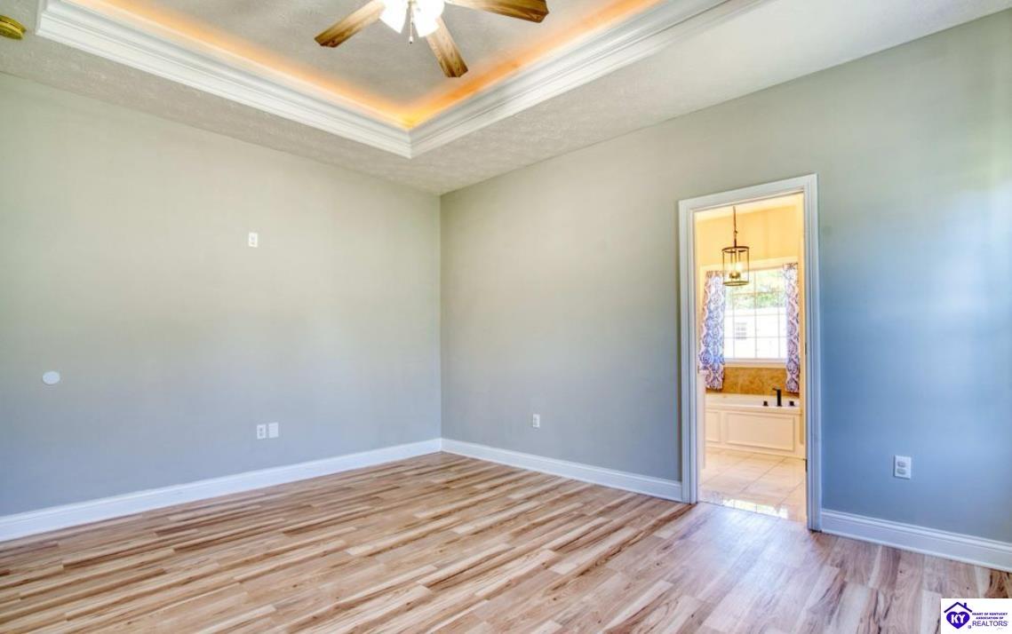 Listing Picture 112 Tuscany Lane Vine Grove, KY 40175 MLS HK25001624