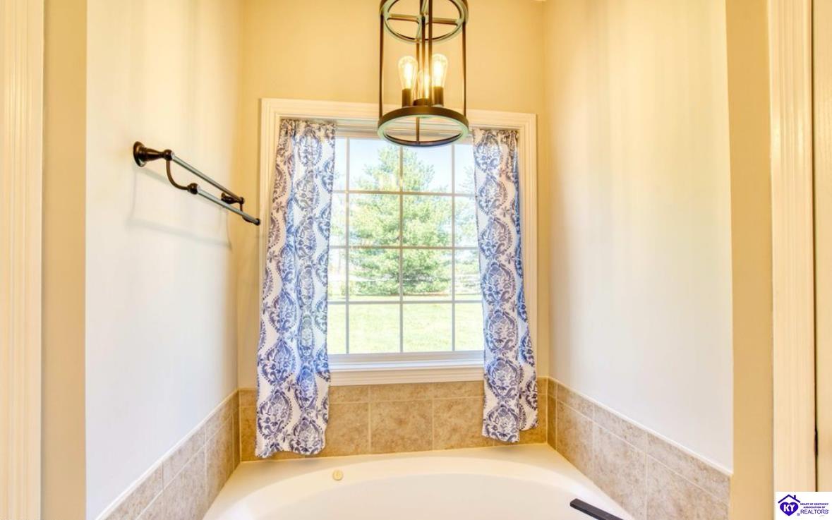 Listing Picture 112 Tuscany Lane Vine Grove, KY 40175 MLS HK25001624