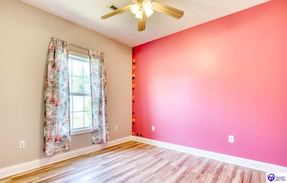 Listing Picture 112 Tuscany Lane Vine Grove, KY 40175 MLS HK25001624