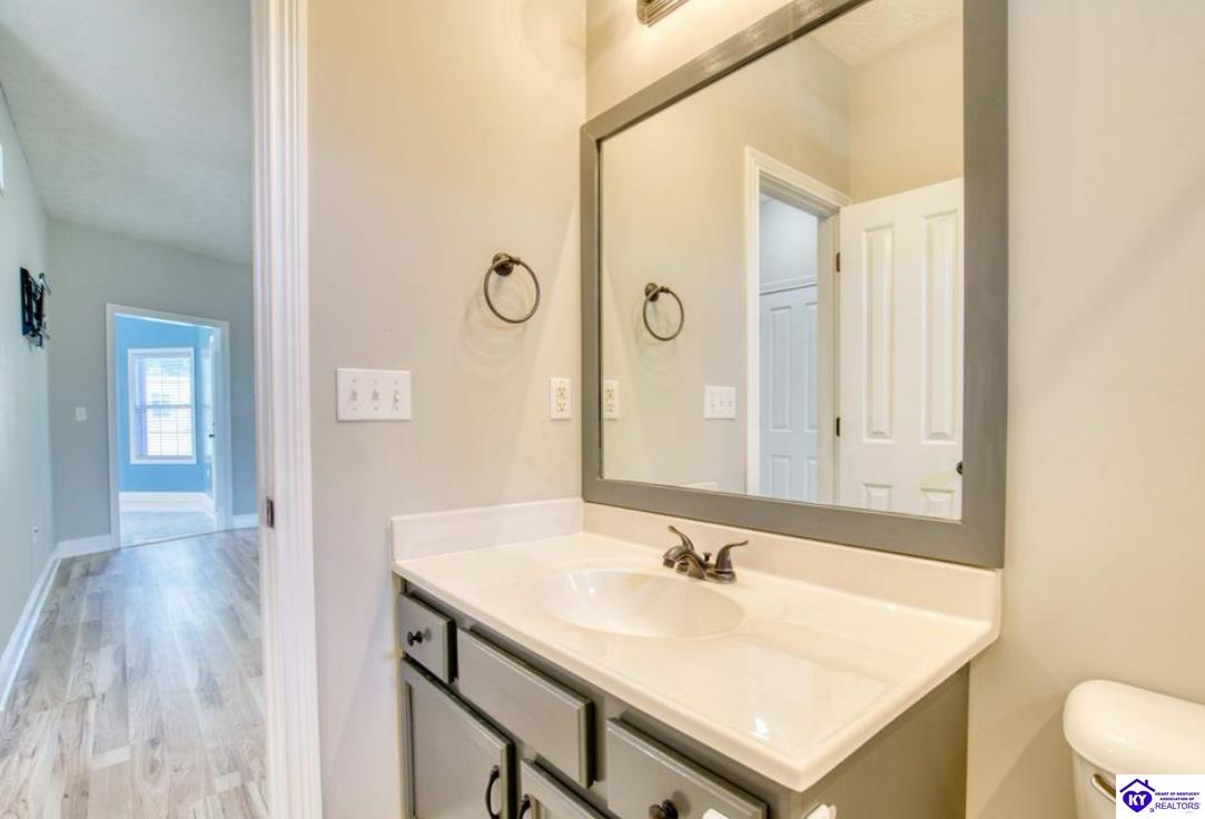 Listing Picture 112 Tuscany Lane Vine Grove, KY 40175 MLS HK25001624