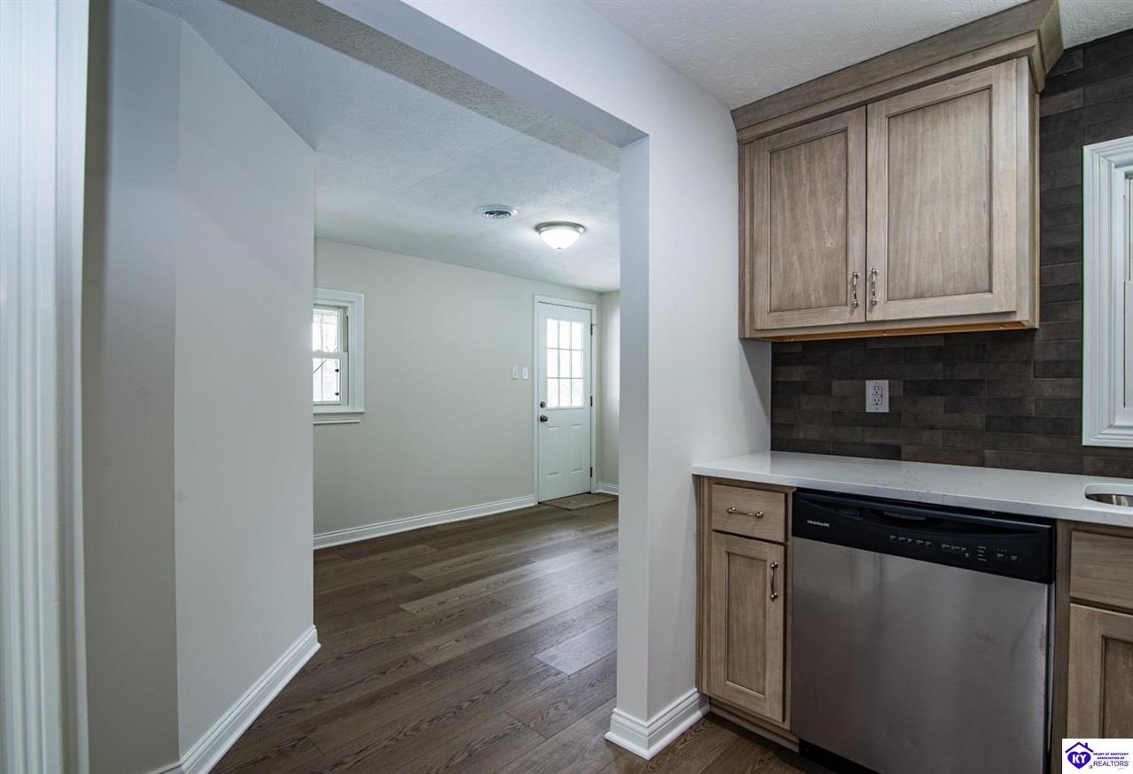 Listing Picture 4420 S Wilson Road Elizabethtown, KY 42701 MLS HK25001631