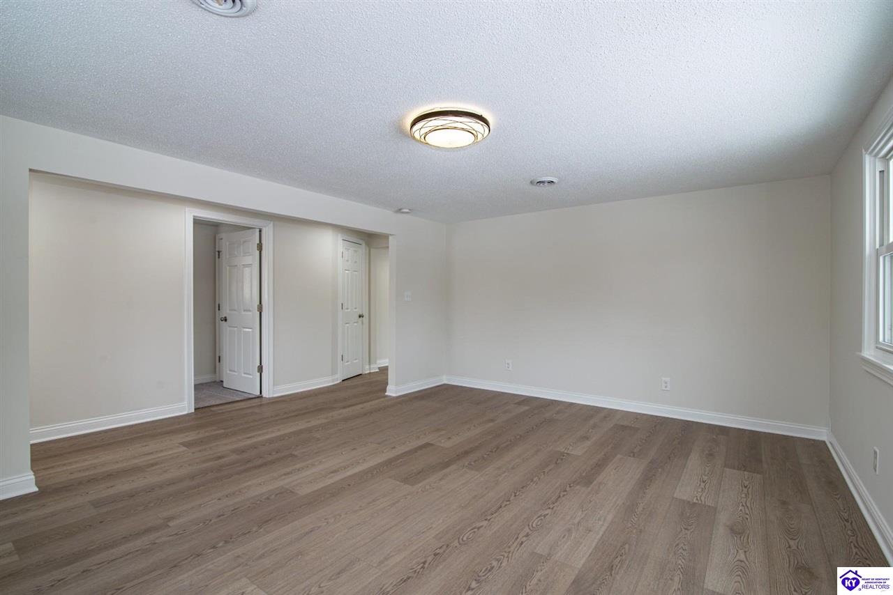 Listing Picture 4420 S Wilson Road Elizabethtown, KY 42701 MLS HK25001631