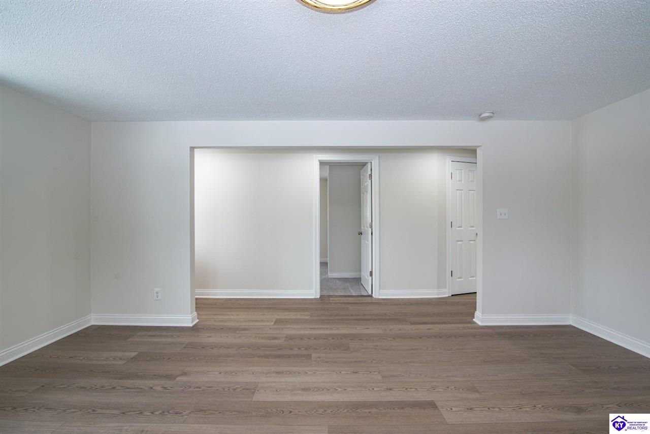 Listing Picture 4420 S Wilson Road Elizabethtown, KY 42701 MLS HK25001631