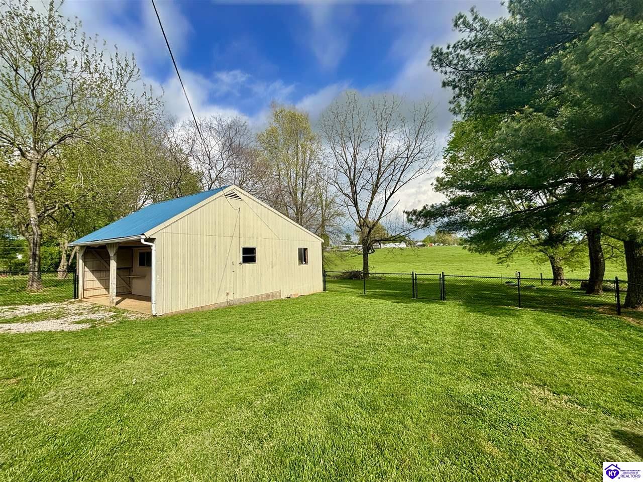 Listing Picture 4550 Garrett Road Ekron, KY 40117 MLS HK25001632