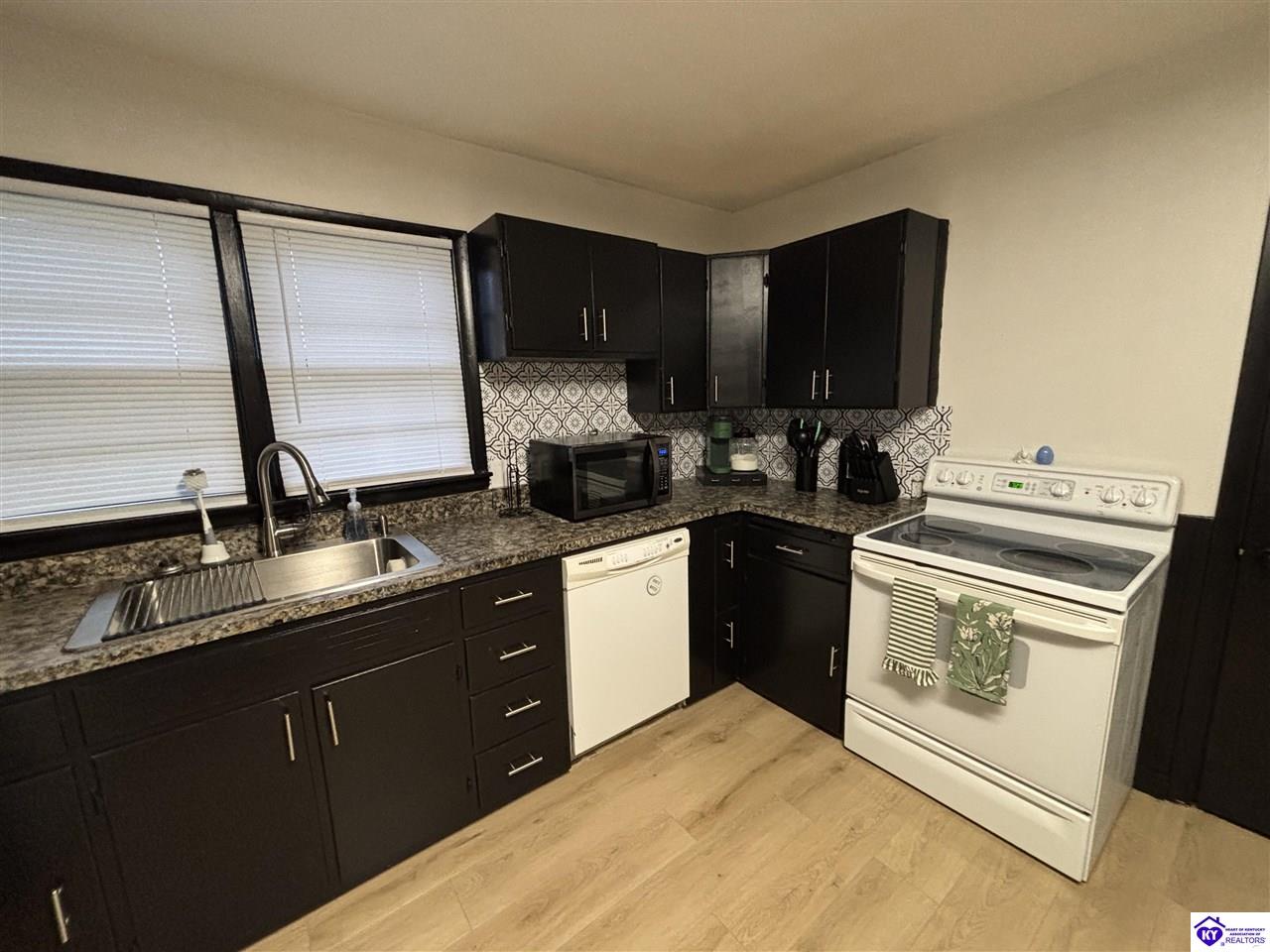 Listing Picture 4550 Garrett Road Ekron, KY 40117 MLS HK25001632