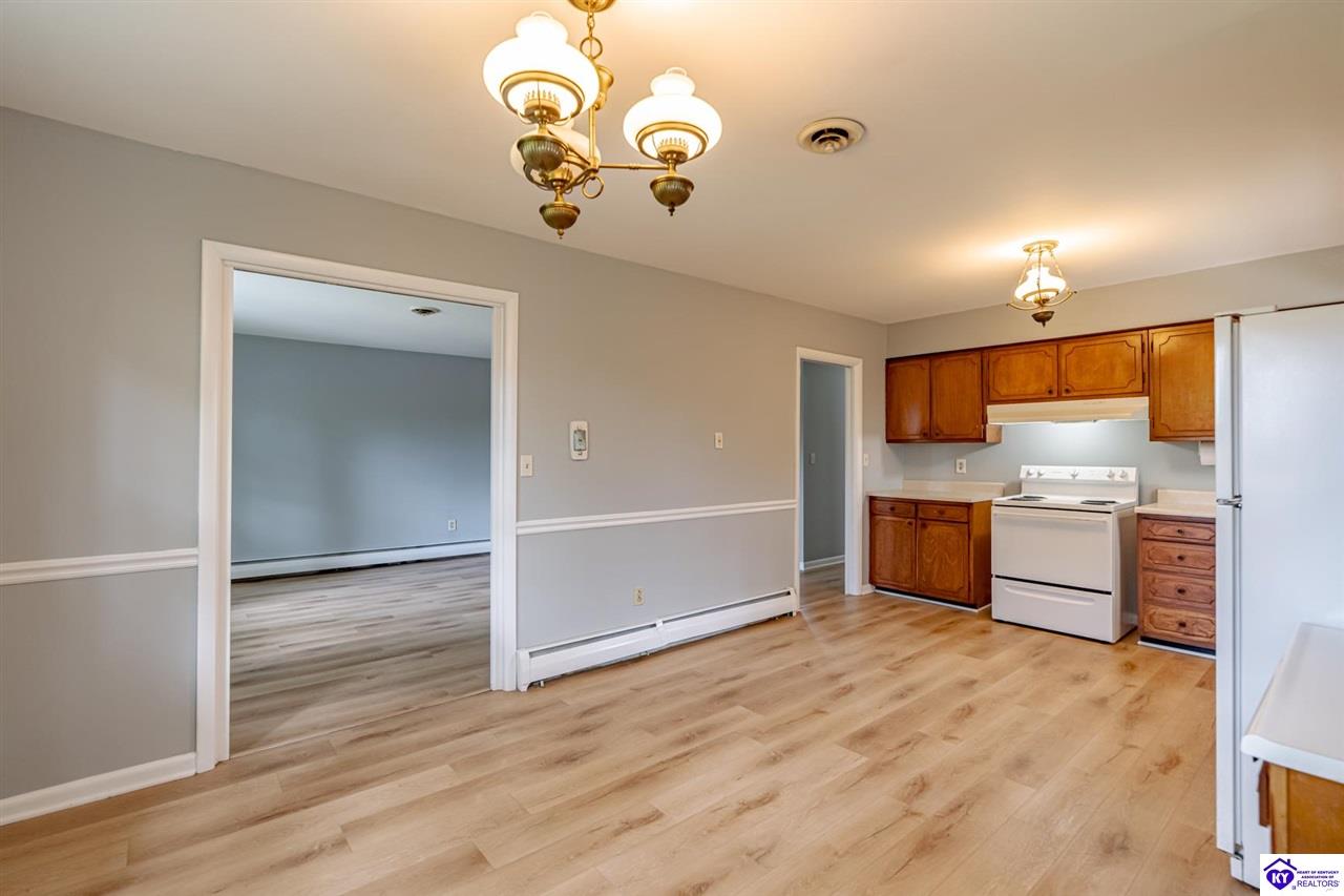 Listing Picture 574 Walnut Hill Road Elizabethtown, KY 42701 MLS HK25001641