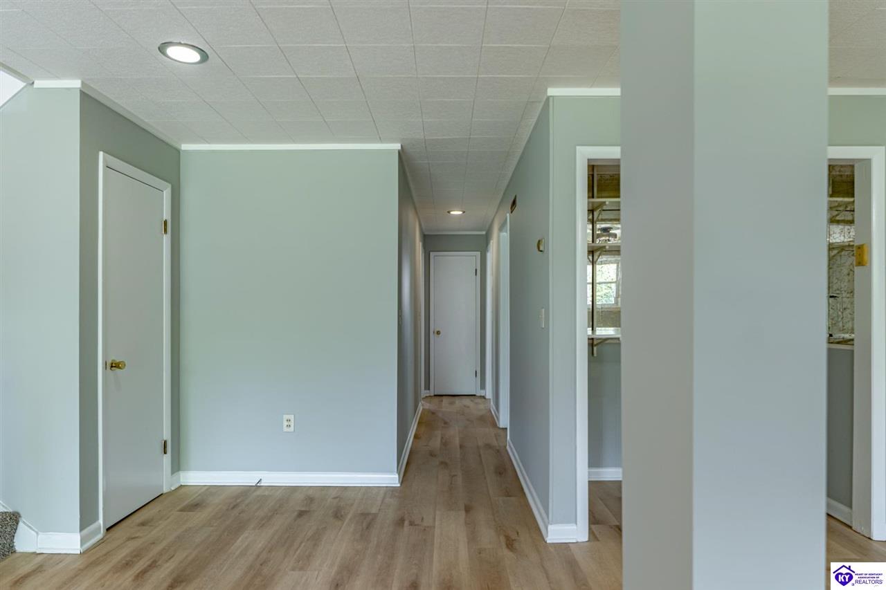 Listing Picture 574 Walnut Hill Road Elizabethtown, KY 42701 MLS HK25001641