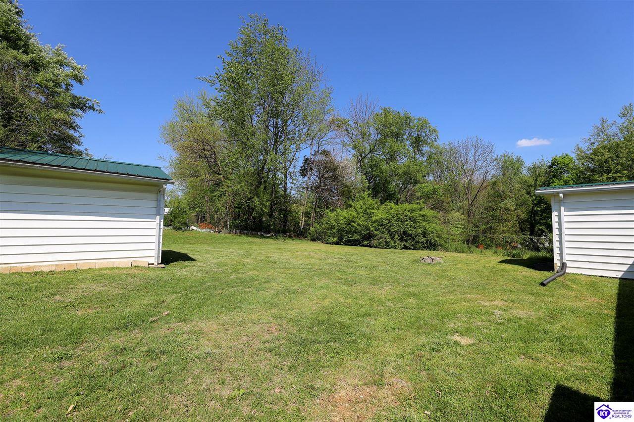 Listing Picture 304 Manley Avenue Vine Grove, KY 40175 MLS HK25001661