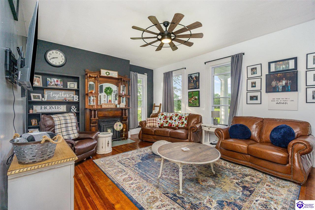 Listing Picture 152 Hamilton Heights Hodgenville, KY 42748 MLS HK25001665