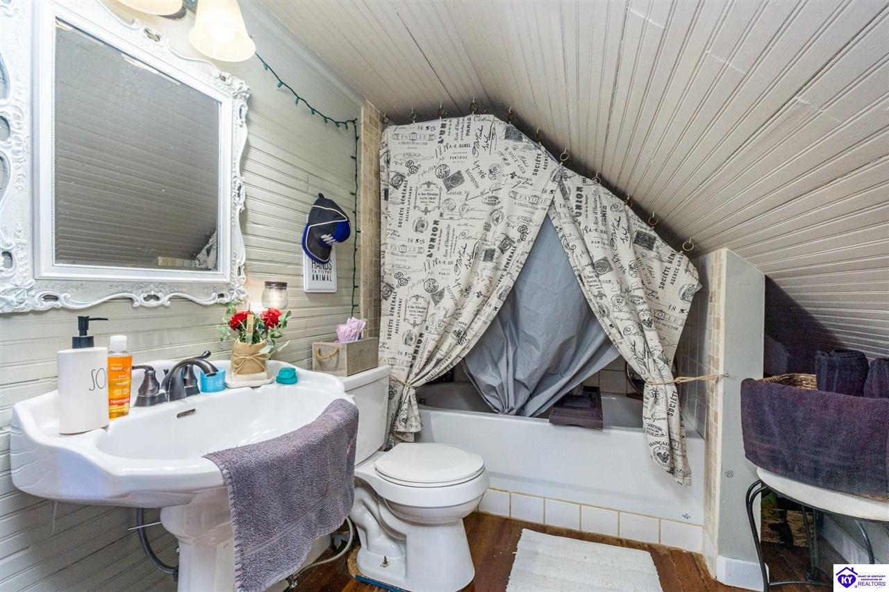 Listing Picture 152 Hamilton Heights Hodgenville, KY 42748 MLS HK25001665