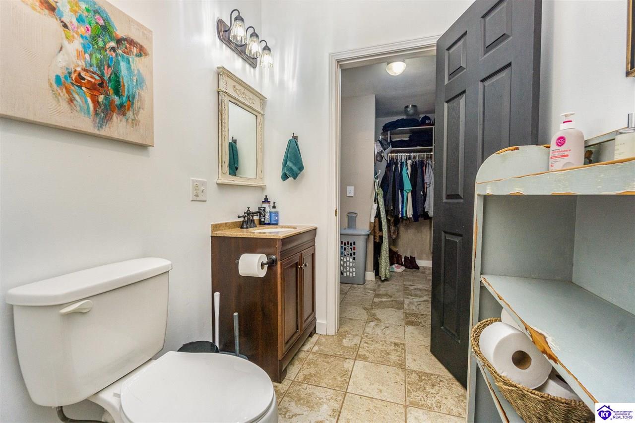 Listing Picture 152 Hamilton Heights Hodgenville, KY 42748 MLS HK25001665