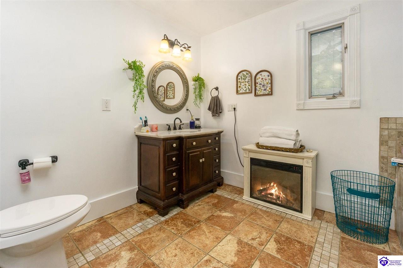 Listing Picture 152 Hamilton Heights Hodgenville, KY 42748 MLS HK25001665