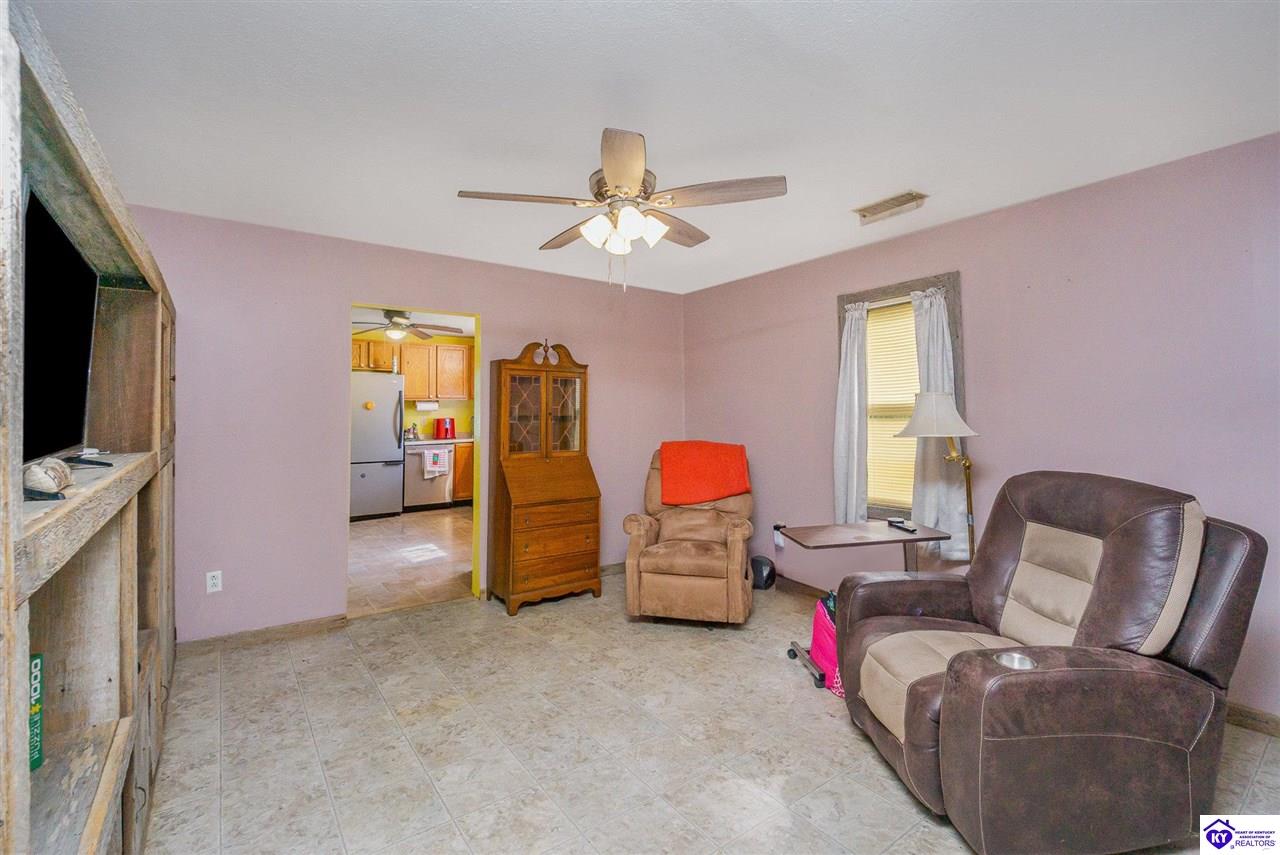 Listing Picture 14274 Hodgenville Road Mount Sherman, KY 42764 MLS HK25001666