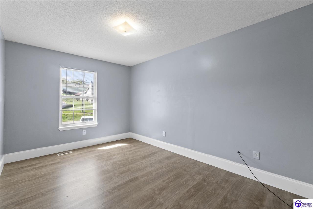 Listing Picture 109 Hamilton Street Radcliff, KY 40160 MLS HK25001669