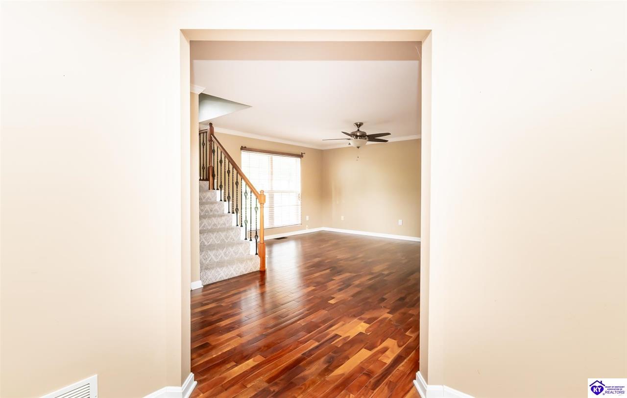 Listing Picture 1304 Fleming Drive Elizabethtown, KY 42701 MLS HK25001671